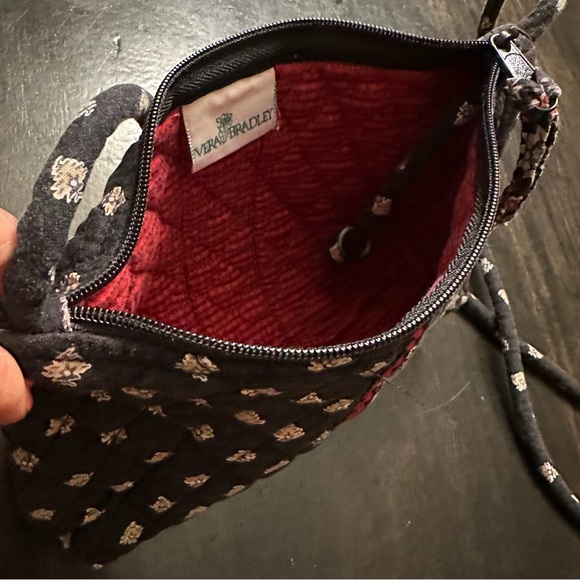 Vera Bradley Crossbody Bag - Picture 3 of 6